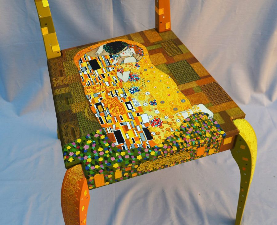 Painted chair "The Kiss"