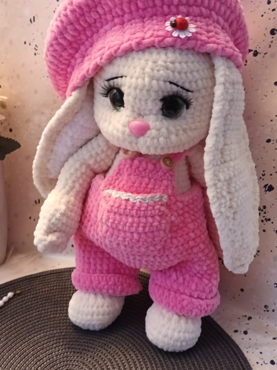 Hand knitted bunny "Mimi"