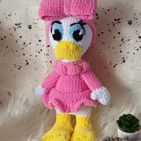 Hand Knitted Duck "Lady"