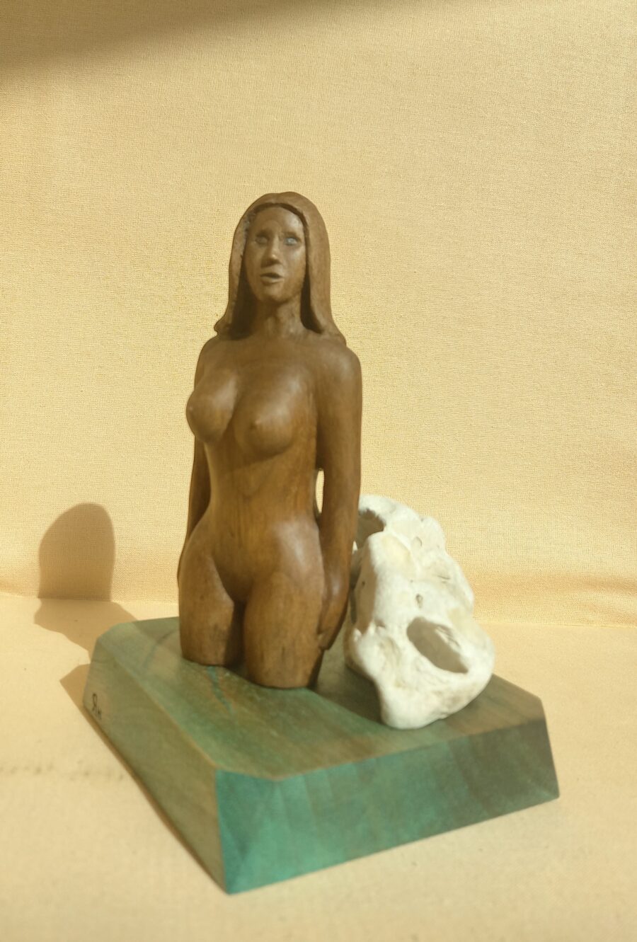 Handmade wood sculpture "Woman"
